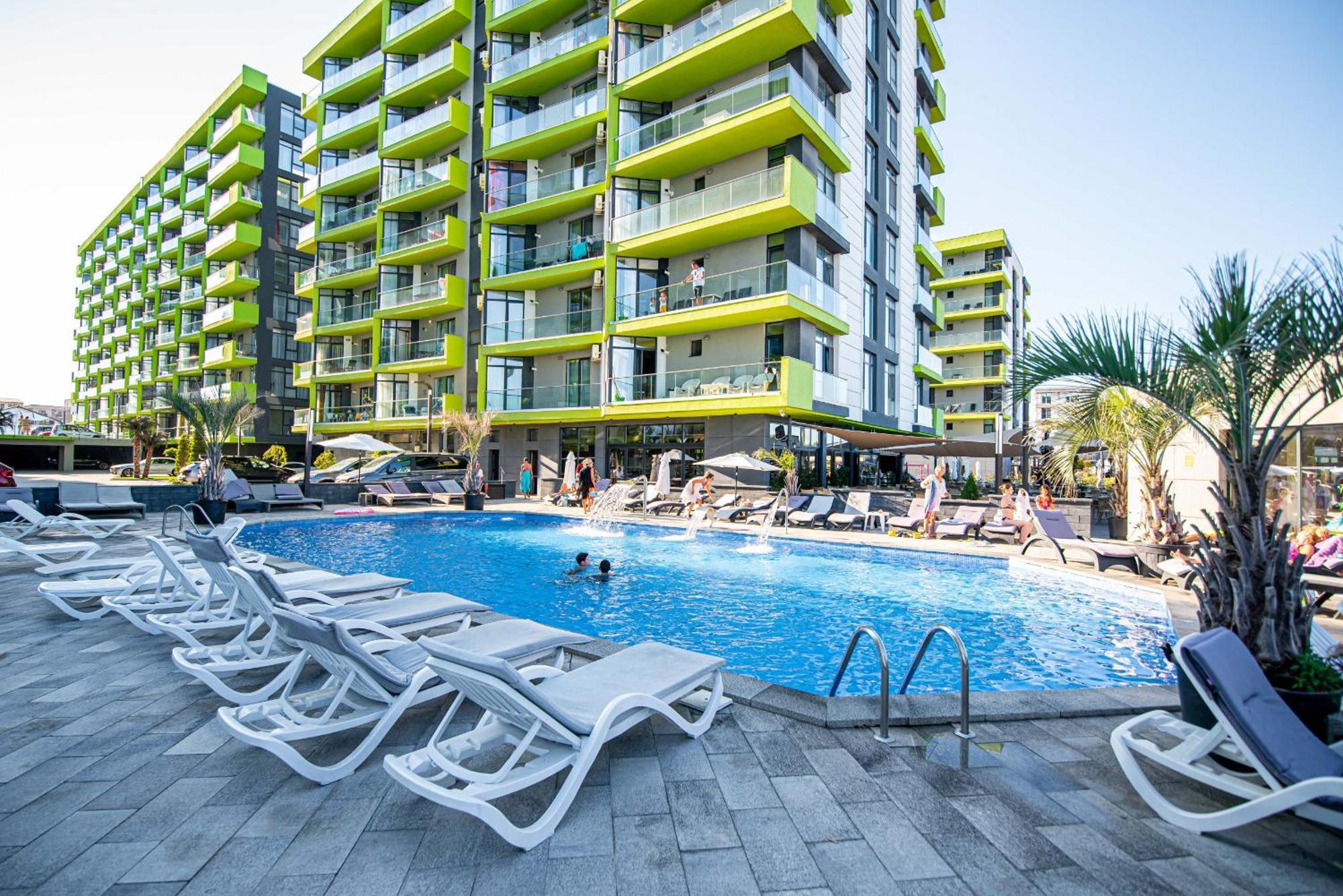 Eka Studio - Pool & Spa Beach Resort Нэводари Экстерьер фото