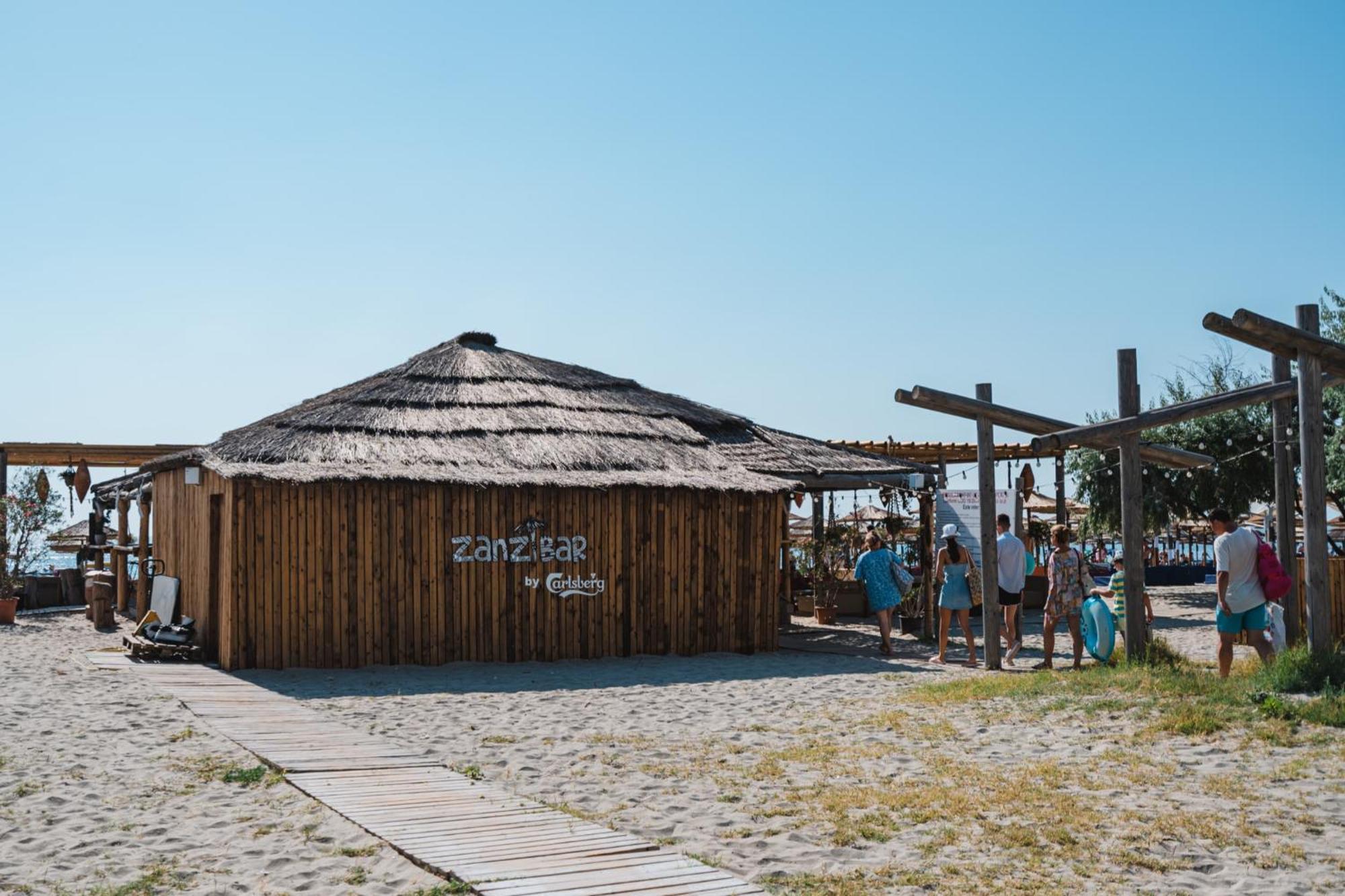 Eka Studio - Pool & Spa Beach Resort Нэводари Экстерьер фото