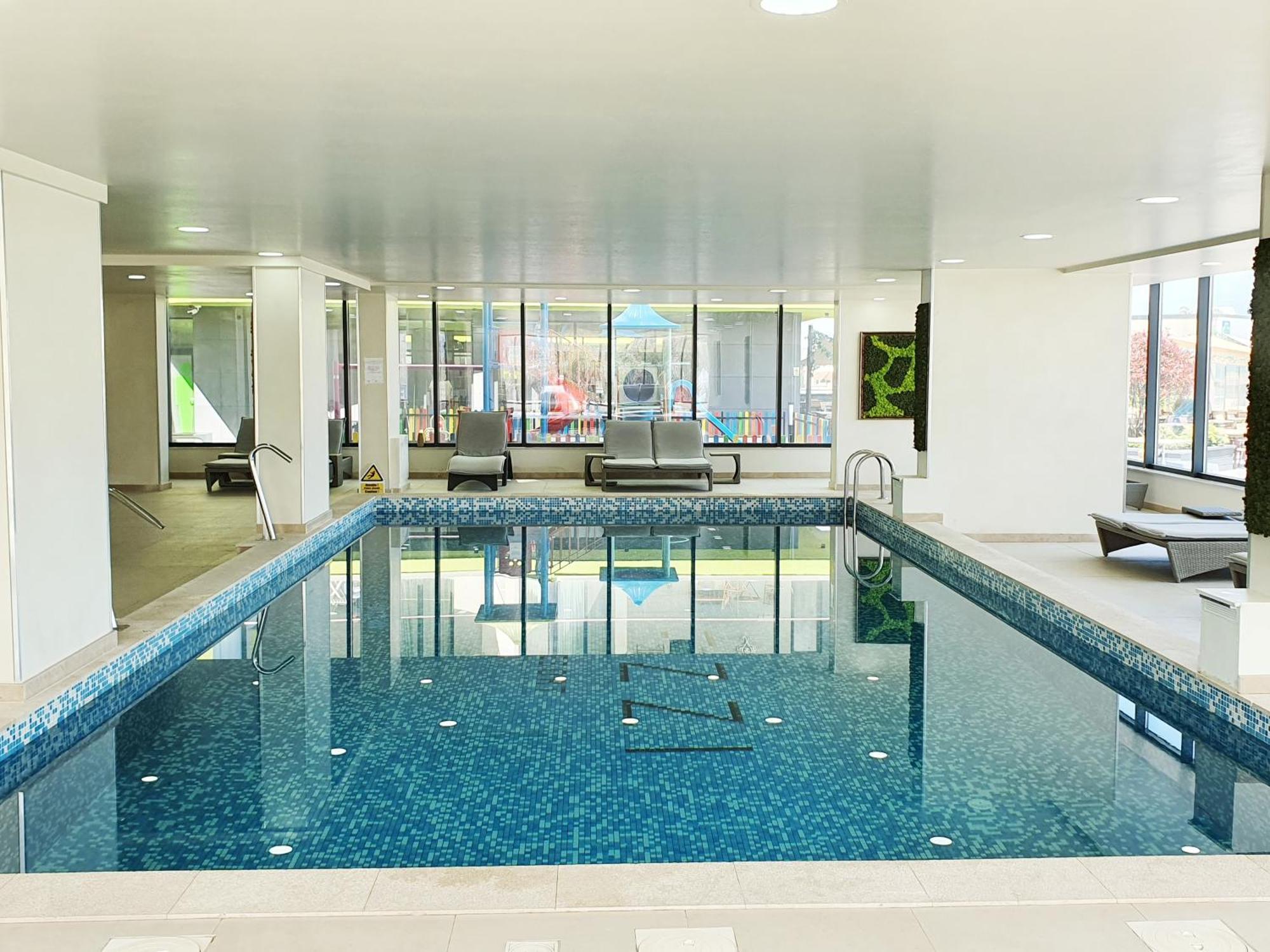 Eka Studio - Pool & Spa Beach Resort Нэводари Экстерьер фото